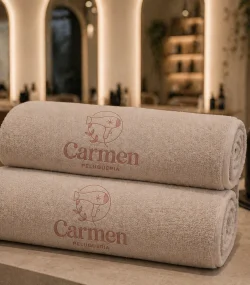toallas de peluquería personalizadas con el logo bordado del salón